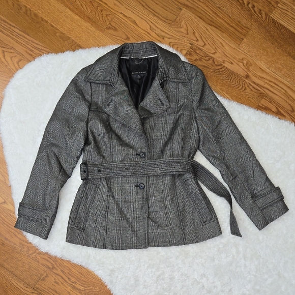 Banana Republic Jackets & Blazers - Banana Replubic Plaid Coat, Womens Size 8